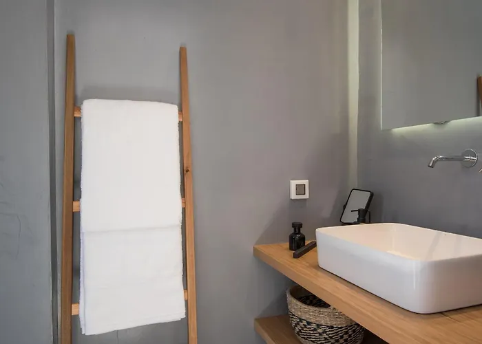 Oneiro Villa. As Dreamy As It Gets